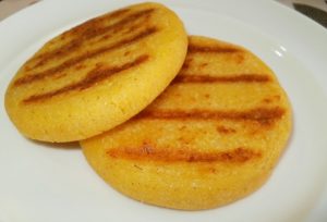 Lee más sobre el artículo Arepa de Maiz Pilado